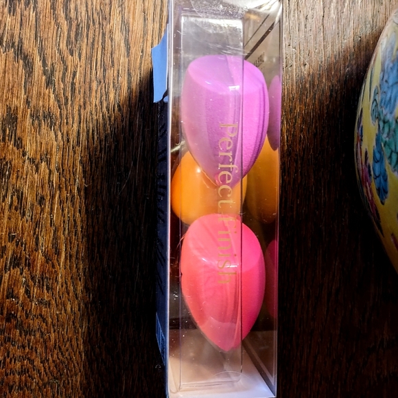 Urban Studio Pro Blending Sponge Trio - Picture 4 of 6